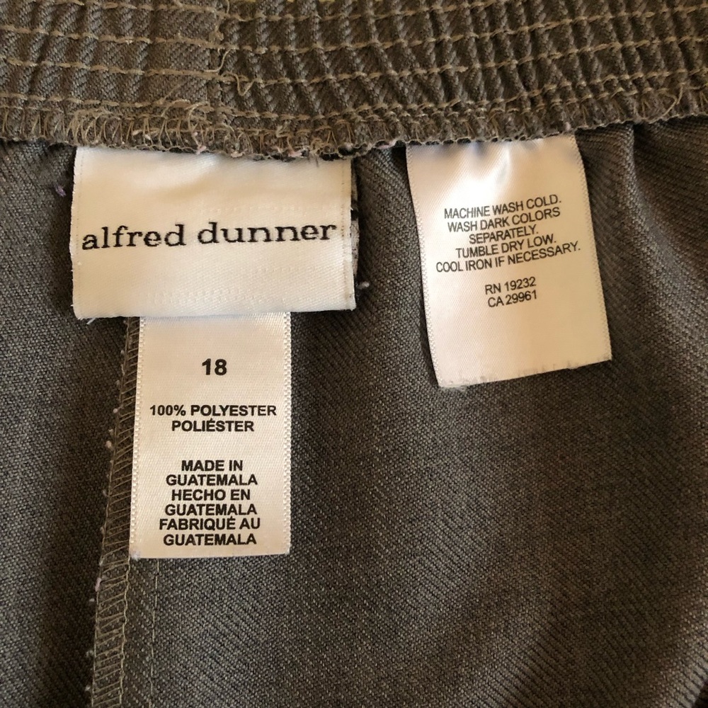 Alfred Dunner pants gray elastic waistband dress trousers straight leg Plus 18 - Picture 7 of 8